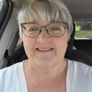 Meet your Posher, Vicki